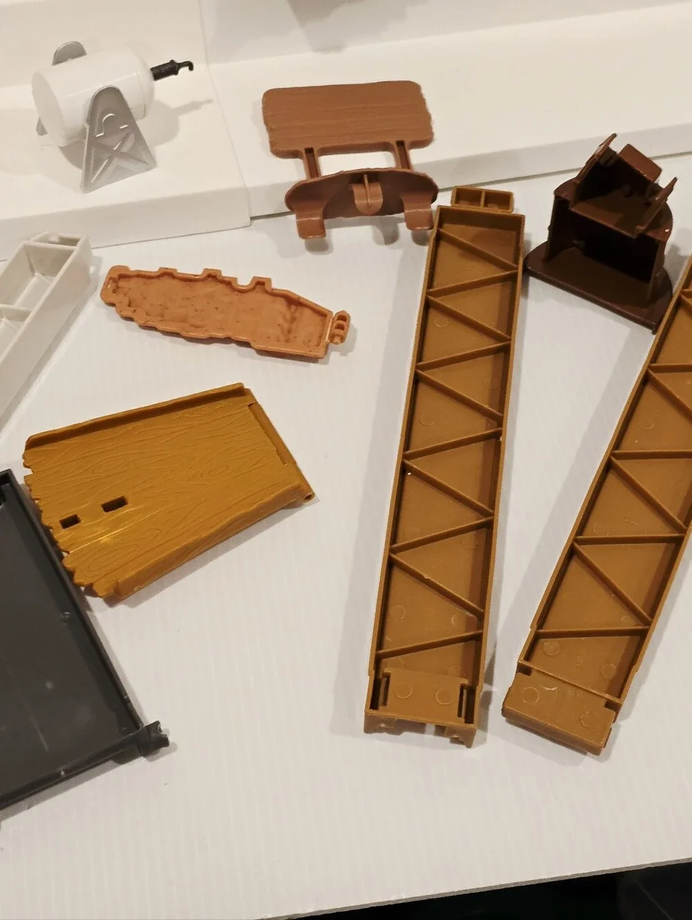 Disney Pixar Cars Playset Replacement Parts Set